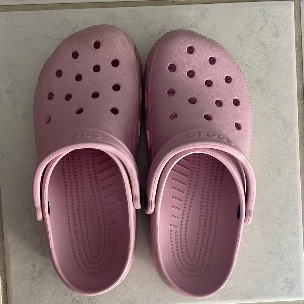 Women’s CROCS size 9